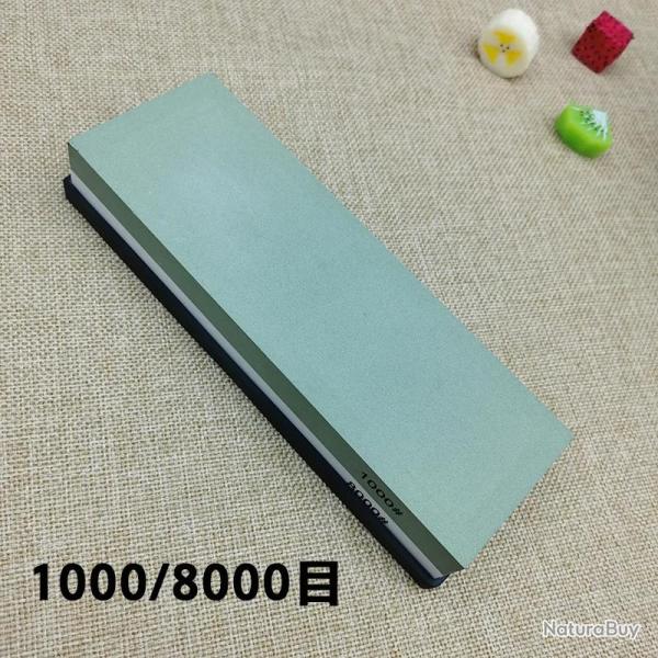 Pierre a Eau a Aiguiser les Couteaux Double Face, Modele: 1000/8000