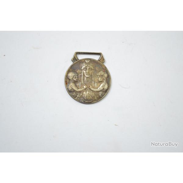 Ancienne m�daille Oeuvre des pupilles des sapeurs pompiers fran�ais 1935