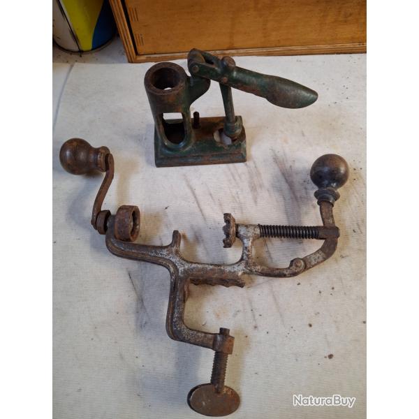 Un amorceur d�samorceur et calibreur en calibre 16  avec sertisseur fonctionnel