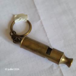 Sifflet, sifflet fa&ccedil;on antique, anglais, vintage, en laiton massif