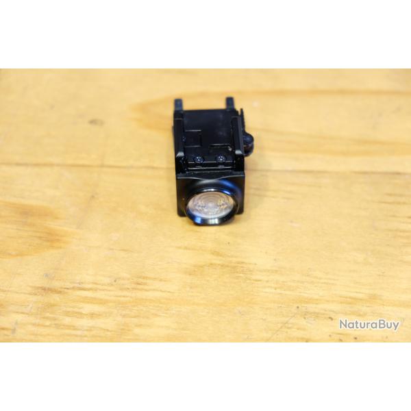 LAMPE TACTIQUE 800 LMS