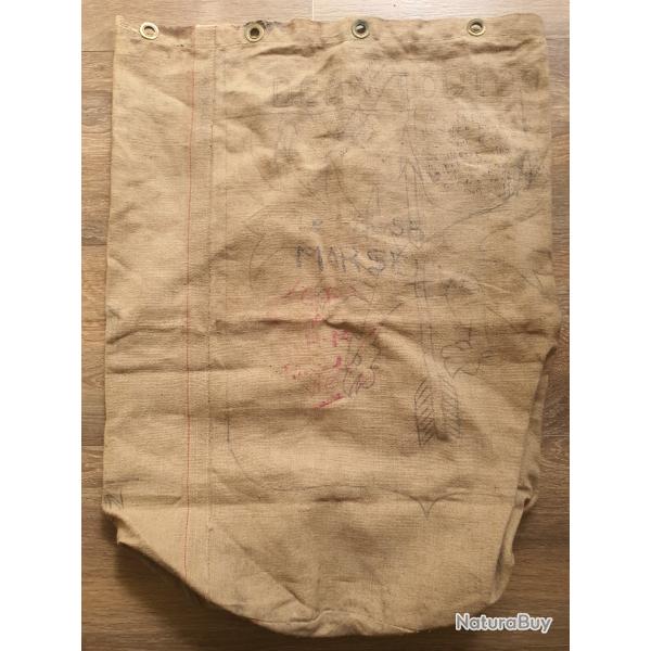 Sac paquetage marin personnalis� Toulon DCA dat� 1955 indo Alg�rie pin-up