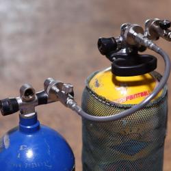 Raccord lyre Doube DIN - Jonction 2 bouteilles plong&eacute;e + Purge