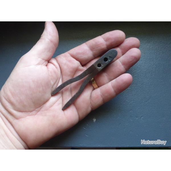 Rare minuscule moule  balles amricain en calibre 31