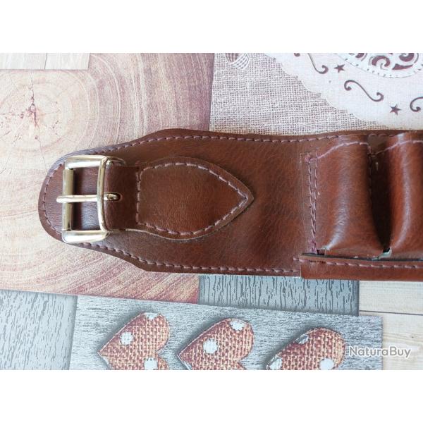 Ceinture � cartouches