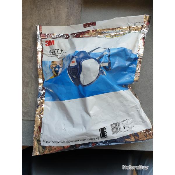 masque de protection contre les gaz-vapeurs et particules