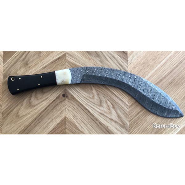 Couteaux kukri n�palais Lame Damas 25 cmManche corne