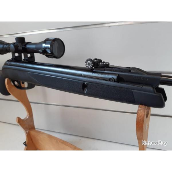Carabine a plombs Gamo BLACK SHADOW cal.4,5mm synthetique 14joules + lunette 4x32 + plombs