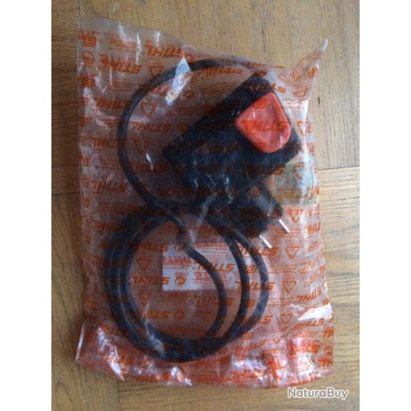 Interrupteur homme mort  Pi�ce de rechange Stihl / Vicking.  R�f. 6320-430-0439