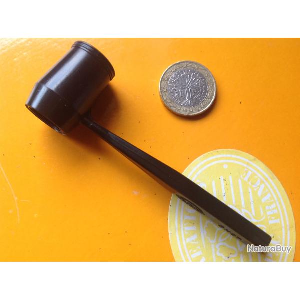 Dosette rglable de marque Lee pour la poudre noire et le plomb.