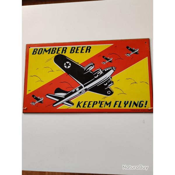 PLAQUE MTAL VINTAGE  "BOMBER BEER"