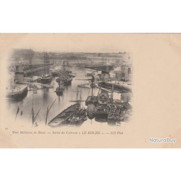 CPA - Port Militaire "BREST"- Sortie du Cuirasse"LE HOCHE"N�014