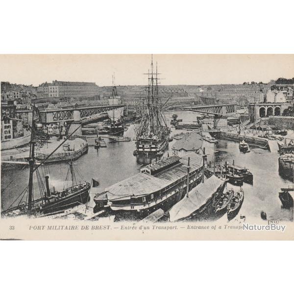 CPA - PORT MILITAIRE DE BREST-Entree dun Transport N 017