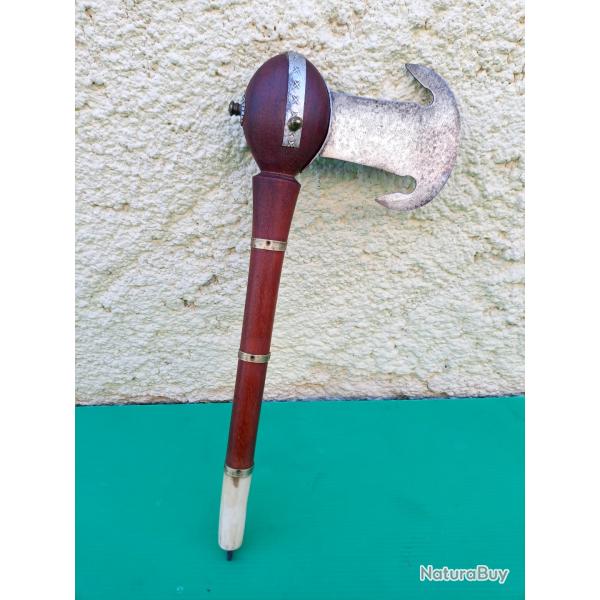 BELLE HACHE DE DIGNITAIRE  :  SIERRA LEONE .  COMPLET ET PEU COURANT   .