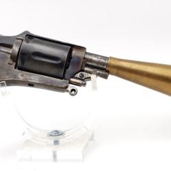 REVOLVER SYMPATHIQUE CARTOUCHE BREVET&Eacute; SGDG DIOU PARIS BULLDOG HAMMERLESS CALIBRE 8MM 92 XIX&egrave; France