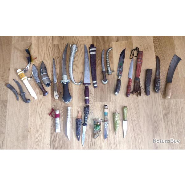 LOT DE COUTEAU DE COLLECTION DE TYPE ETHNIQUE