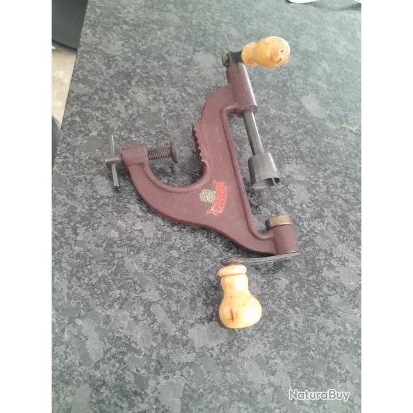 sertisseur broche en calibre16  januel st etienne rouge