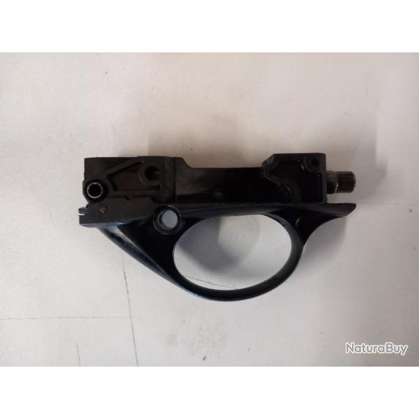 Sous garde Beretta AL391