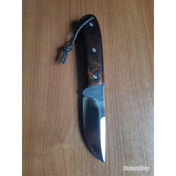 Couteau fixe n� 022/100 de la s�rie limit�e mod�le "BOSC" de la coutellerie SAVIGNAC