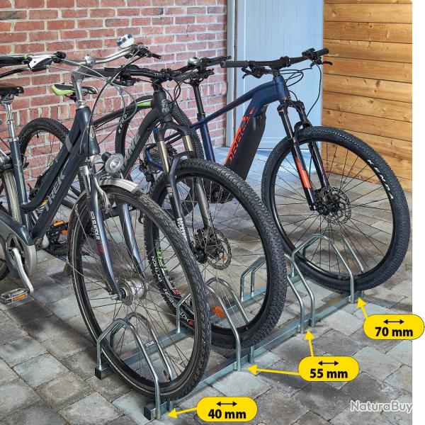 MOTTEZ R�telier 4 v�los - 3 largeurs de pneus diff�rentes