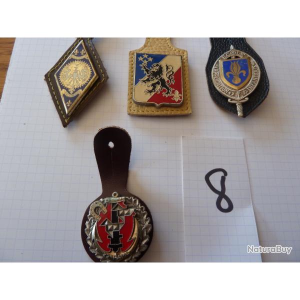 lot d'insignes militaire n�8