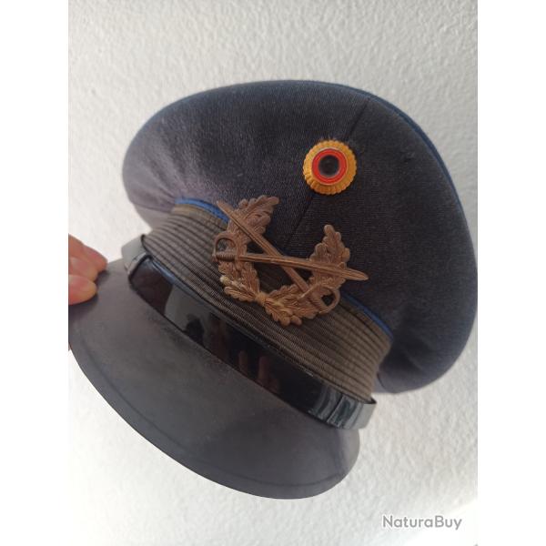 Ancienne casquette militaire allemande de la Bundeswehr (Arm�e de Terre) ann�es 60s
