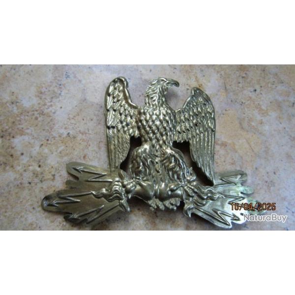 SHAKO GIBERNE TROUPE aigle imp�rial Napol�on III GARDE NATIONALE laiton authentique 1x11cm
