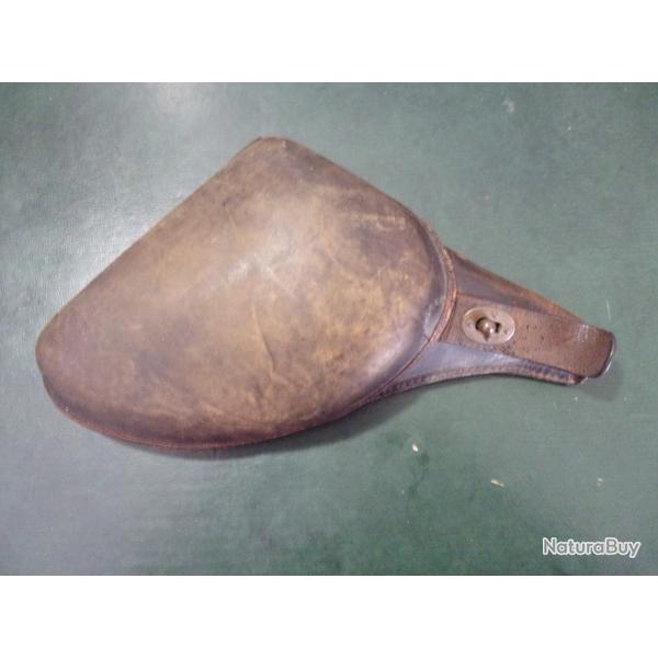 Ancien �tui jambon Fran�ais pour revolver 92 en cuir