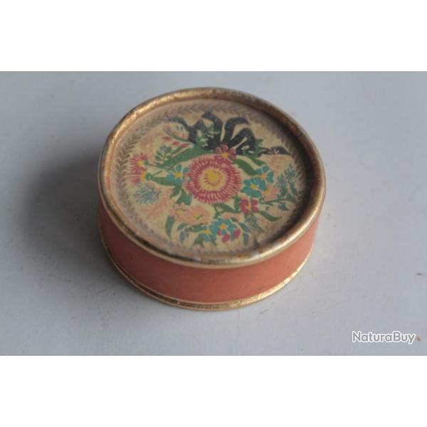 Boite � poudre Ardena Invisible Veil Elizabeth Arden