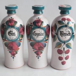 3 Bouteilles liqueur céramique Gin Cognac Kirsch Luzerne Suisse