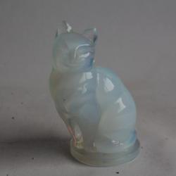 SABINO Chat verre opalescent Art Déco