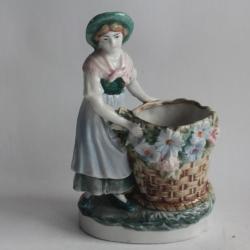 Vase Porte bouquet Femme porcelaine