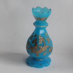 Vase verre opalin bleu émaillé XIXe siècle