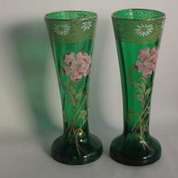 LEGRAS-MONTJOYE Paire Vases vert verre émaillé Fleurs Art Nouveau