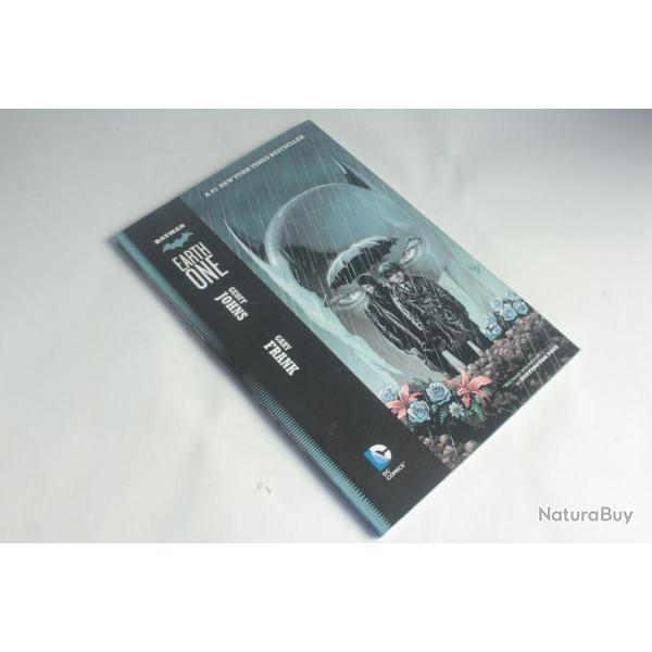 Comic Batman Earth One Geoff Johns Gary Frank DC Comics