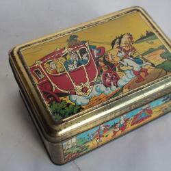 Boîte tôle lithographiée Biscuits Damoiseau Le Chat Botté