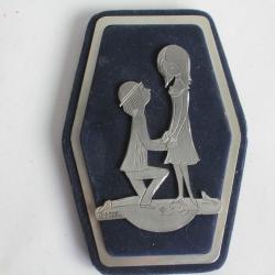 PEYNET Sujet en étain amoureux