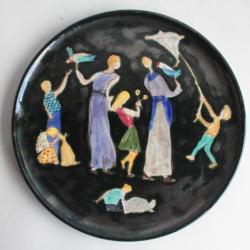 LIFAS Plat céramique émaillée Enfants Cerf-volants Bonifas