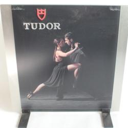 TUDOR Pr&eacute;sentoir vitrine publicitaire Montre Display