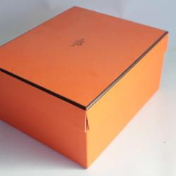 HERMES Boite carton orange 20,5x17,5x10cm Samarcande