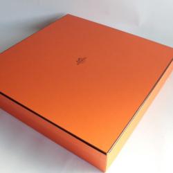 HERMES Boite carton orange 36,5x36,5x6,5 cm Plat ?31cm