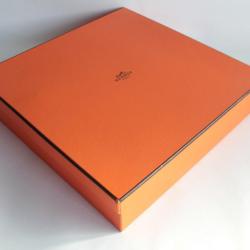 HERMES Boite carton orange 34x34x7 cm