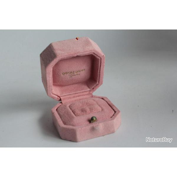 crin pour bague Gerald Genta