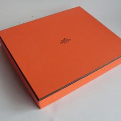 HERMES Boite carton orange 26x22x4 cm