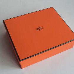 HERMES Boite carton orange 17,5x15x5 cm