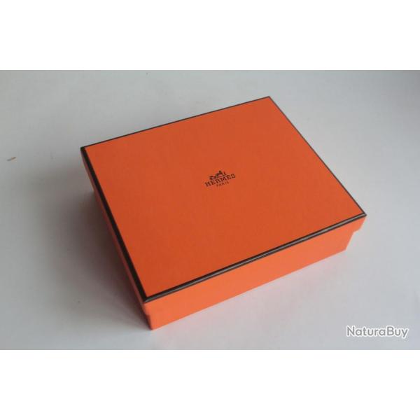 HERMES Boite carton orange 17,5x15x5 cm