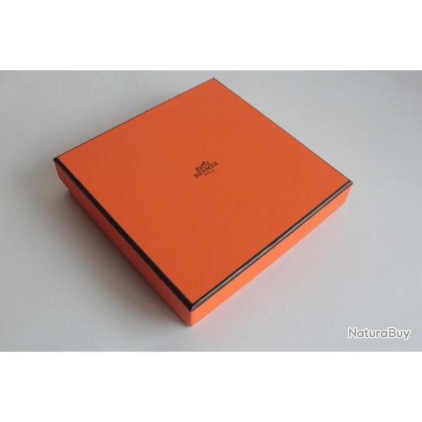 HERMES Boite carton orange 14,5x14,5x3 cm