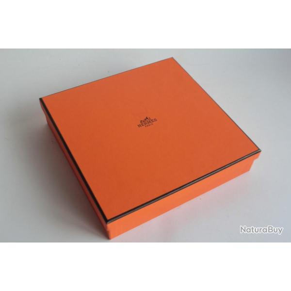 HERMES Boite carton orange 19,5x19,5x4,5 cm
