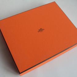 HERMES Boite carton orange 25,5x21x4 cm