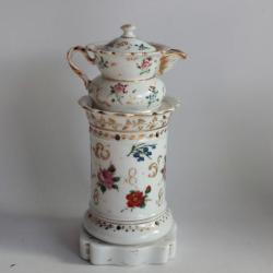 Tisanière porcelaine XIXe siècle